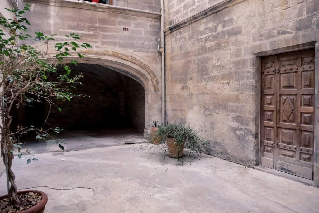 Noa - Mont Piete Studio Intramuros - Avignon Bagian luar foto